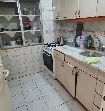 Roomat Guzelyali * Izmir
