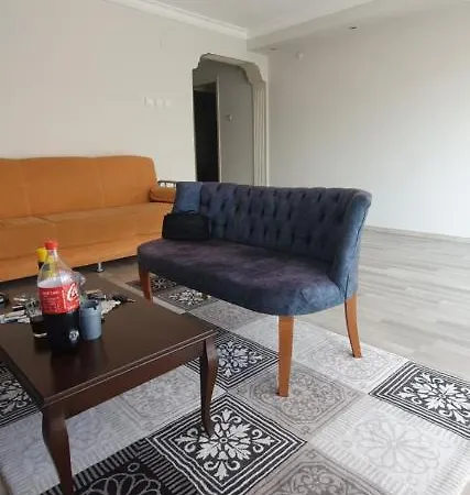 Homestay Roomat Guzelyali